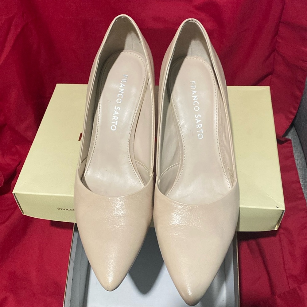 Franco Sarto nude shoes